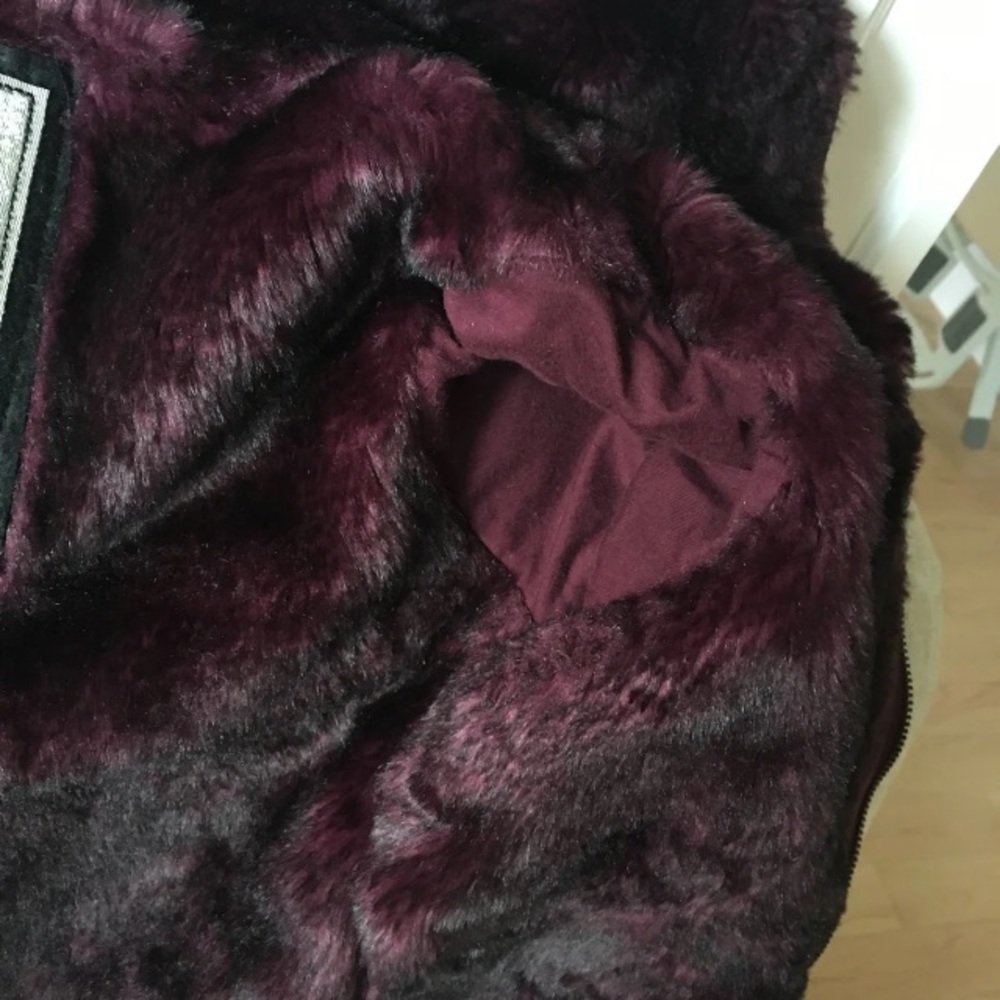 Fur coat - Picture 2 of 9